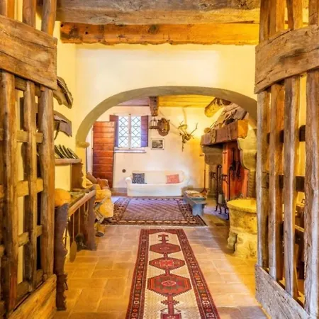 Barsocchini Vila *